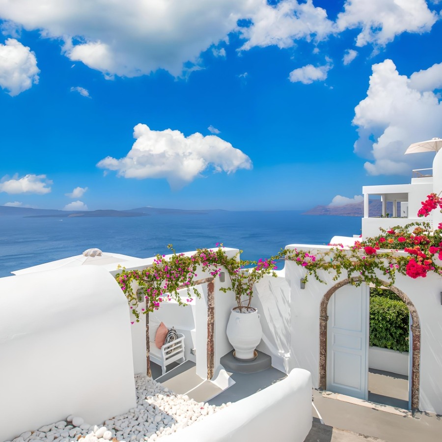 Best Time To Visit Santorini