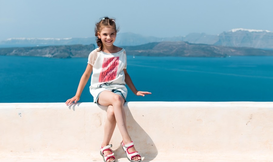 Girl On Santorini Private Tour