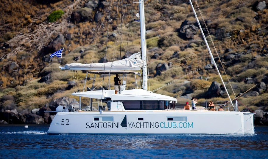 Sailing Catamaran Lagoon Santorini